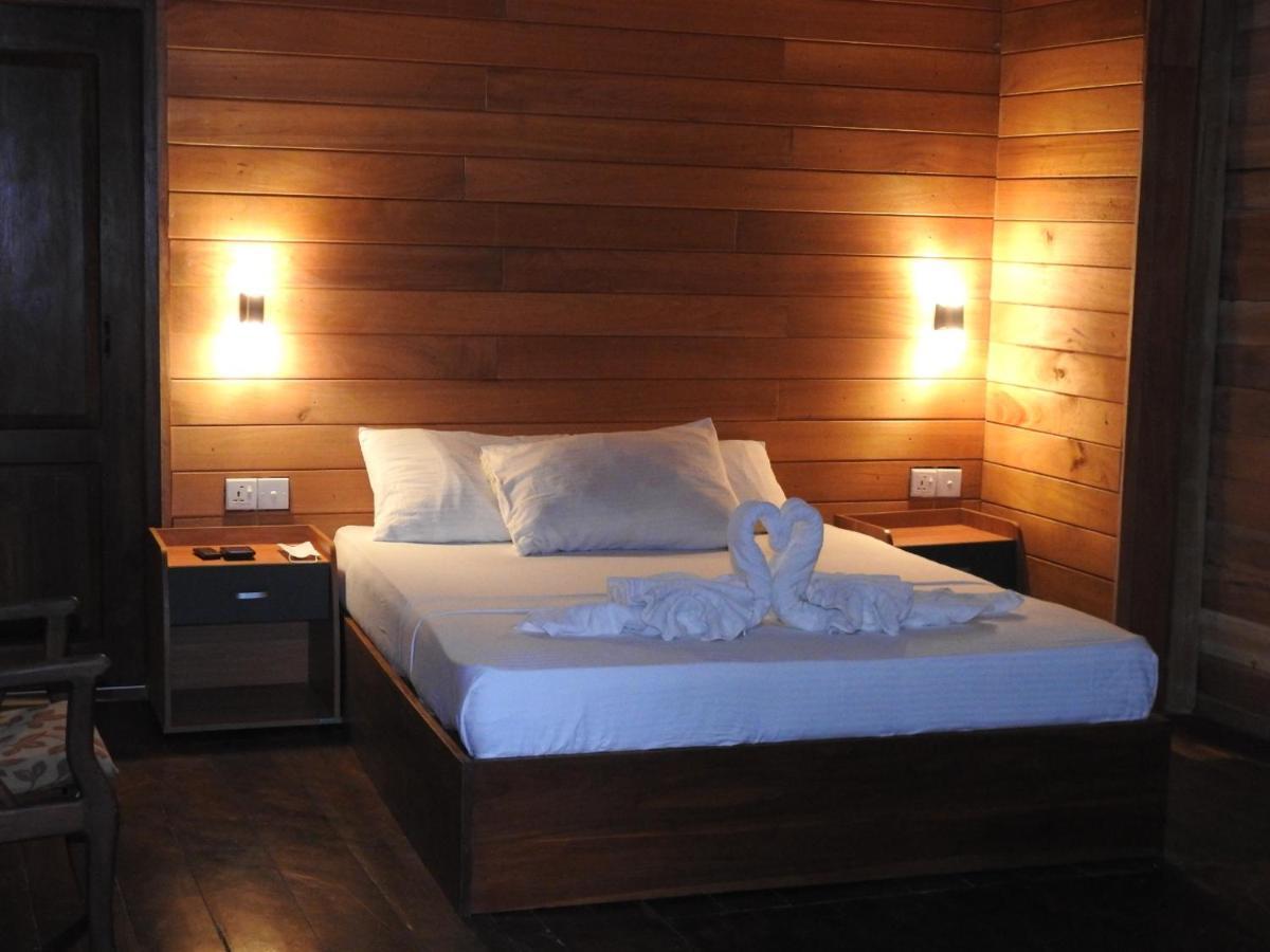 Bed and Breakfast Wilpattu Tree House Nochchiyagama Exterior foto