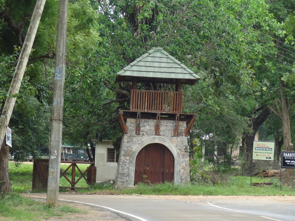 Bed and Breakfast Wilpattu Tree House Nochchiyagama Zimmer foto
