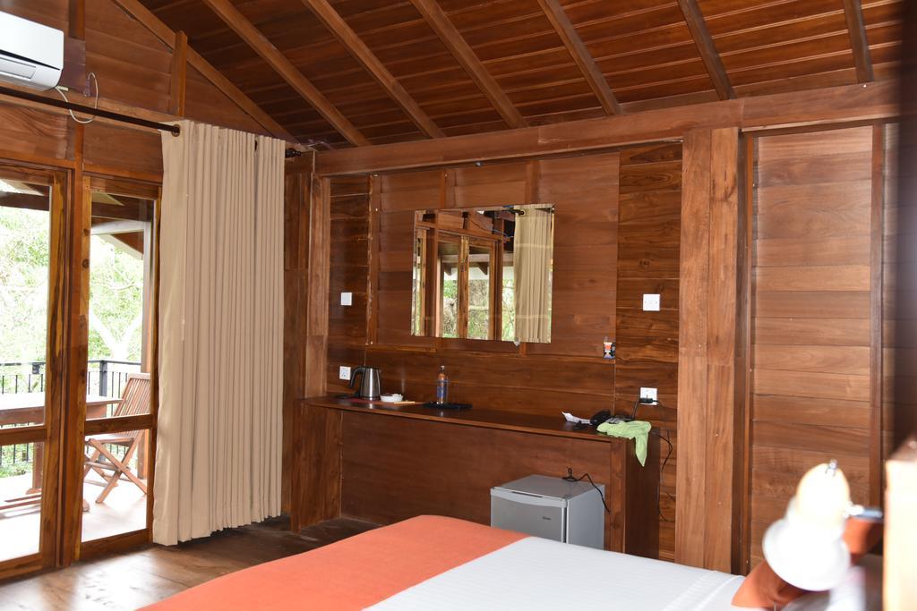 Bed and Breakfast Wilpattu Tree House Nochchiyagama Exterior foto